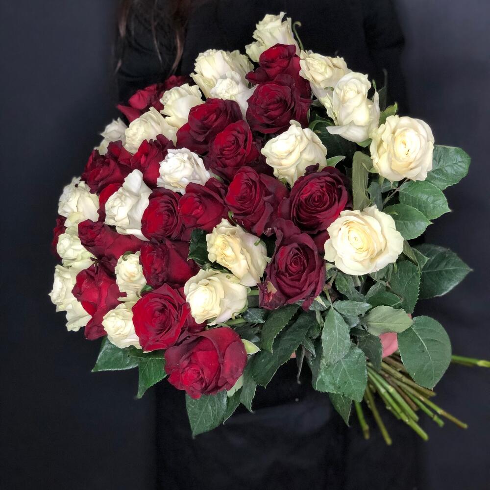 Букет 51 Роза микс, Эквадор