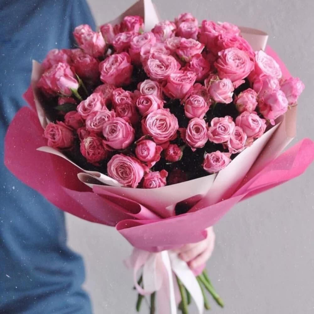 Lux Spray Rose Bouquet