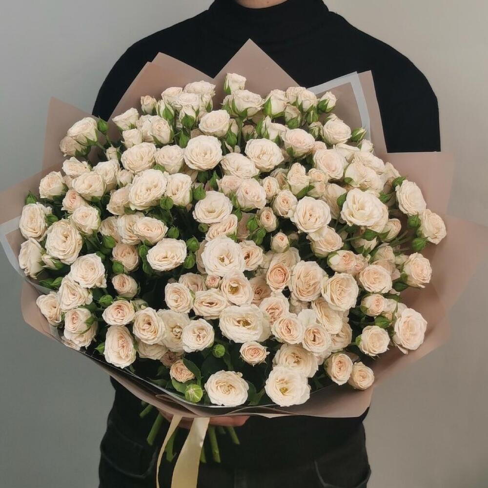 Букет дня из 21 кустовой розочки