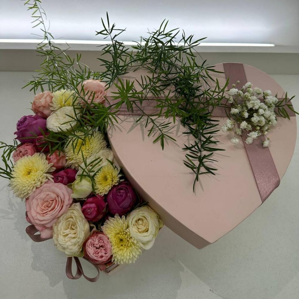 Цветы в коробке